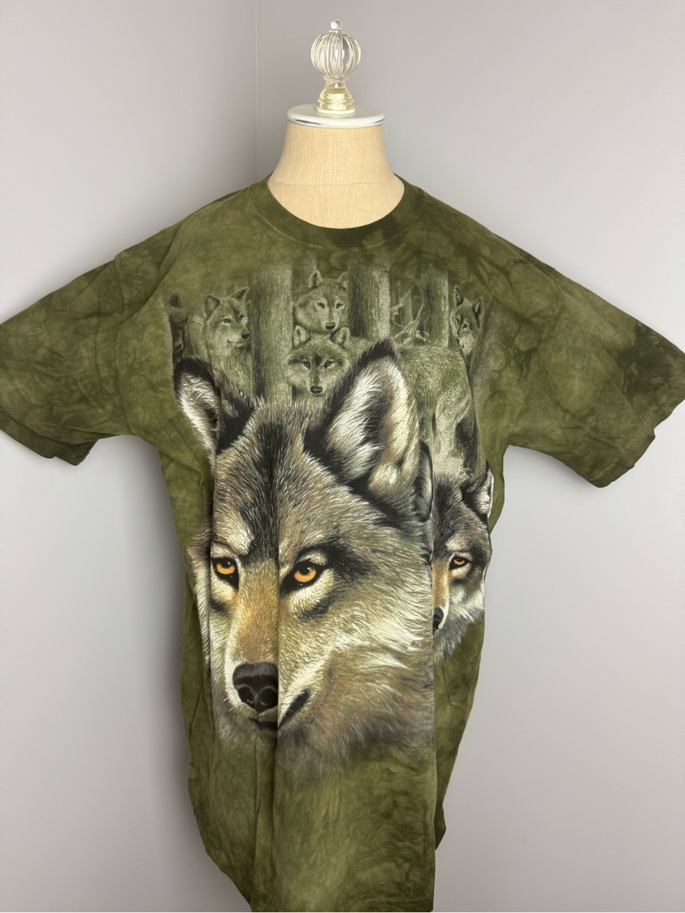 The Mountain Olive Green Wolf Graphic Tee